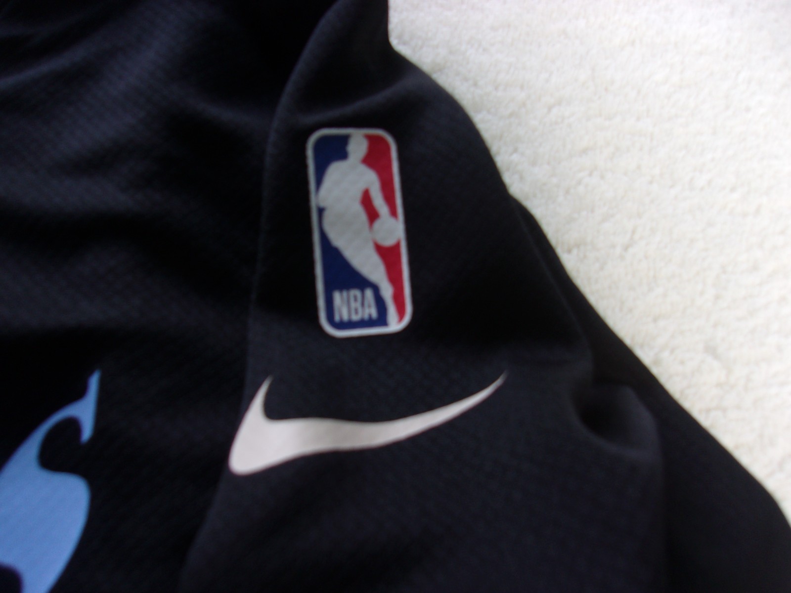 NWT Nike dri fit long sleeve T, Youth S, M, L, XL, Atlanta Hawks, NBA logo, poly