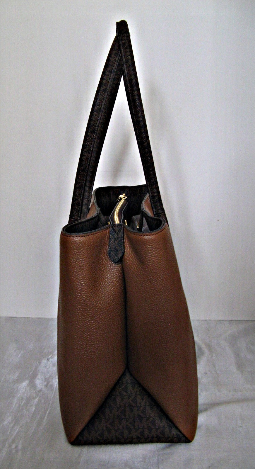 Michael Kors – Austin Large Leather Tote – Luggage
