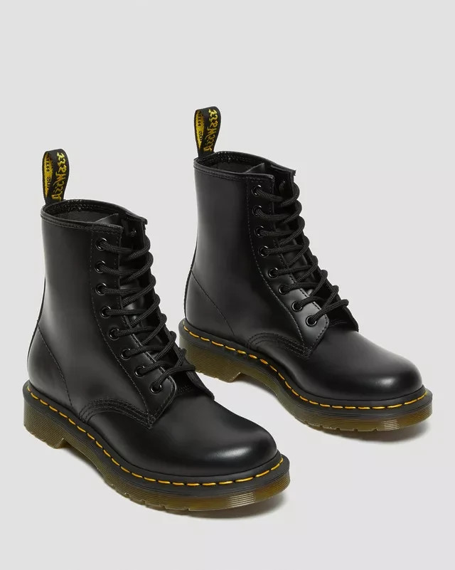 Dr. Martens Women’s 1460 W Nappa Leather 8 Eye Boot Size 5