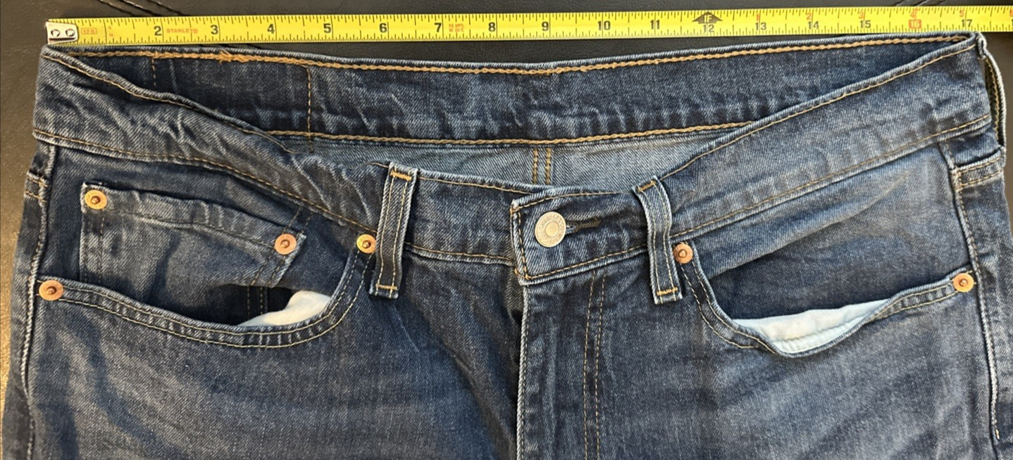 Levi’s 541 Men’s Jeans 34×34 (34×32 ACTUAL) Athletic Taper Medium Wash Stretch