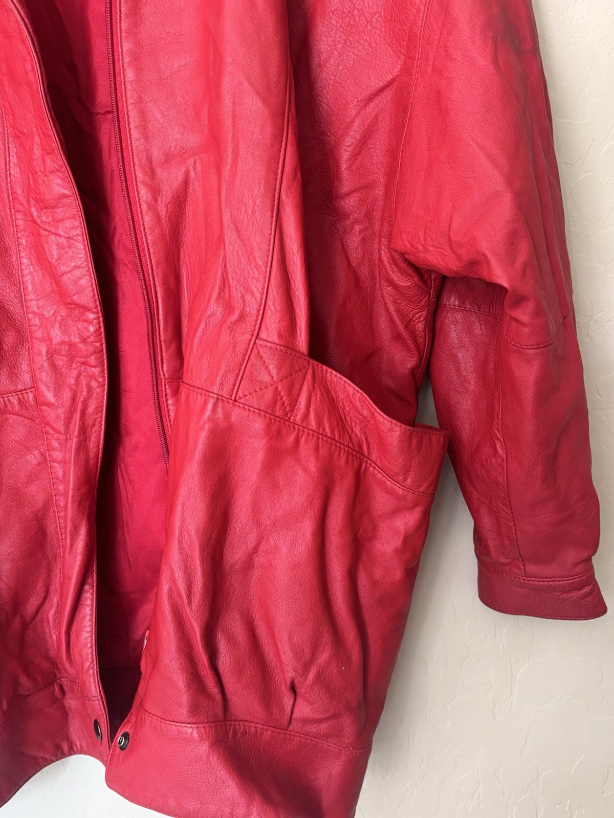 Vintage 80s Bagatelle Red Leather Bomber Jacket Oversized Slouchy Womens Size 6