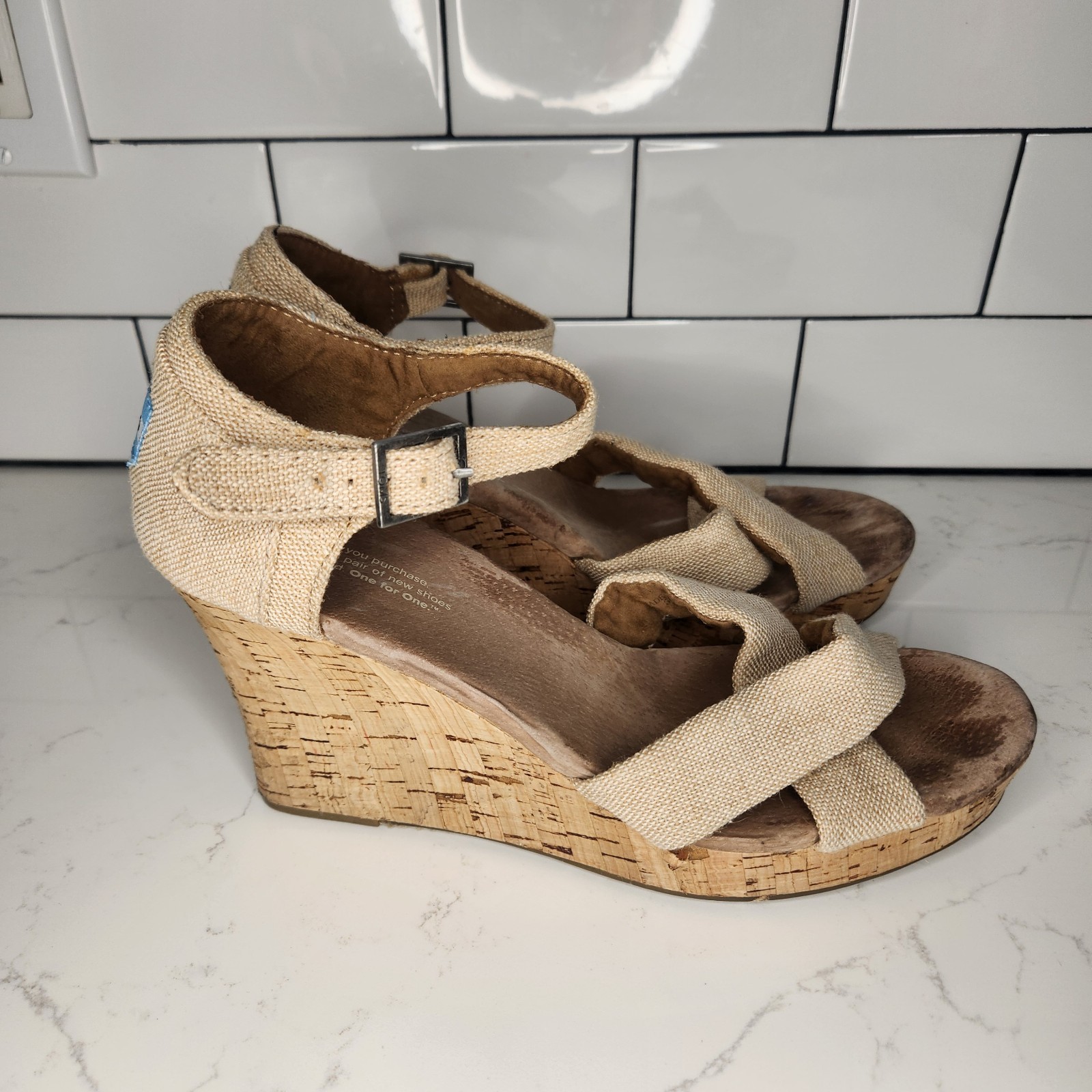 Toms Wedge TAN Cork Canvas Ankle Strap Buckle Sandal Sexy Neutral Core Size 9.5