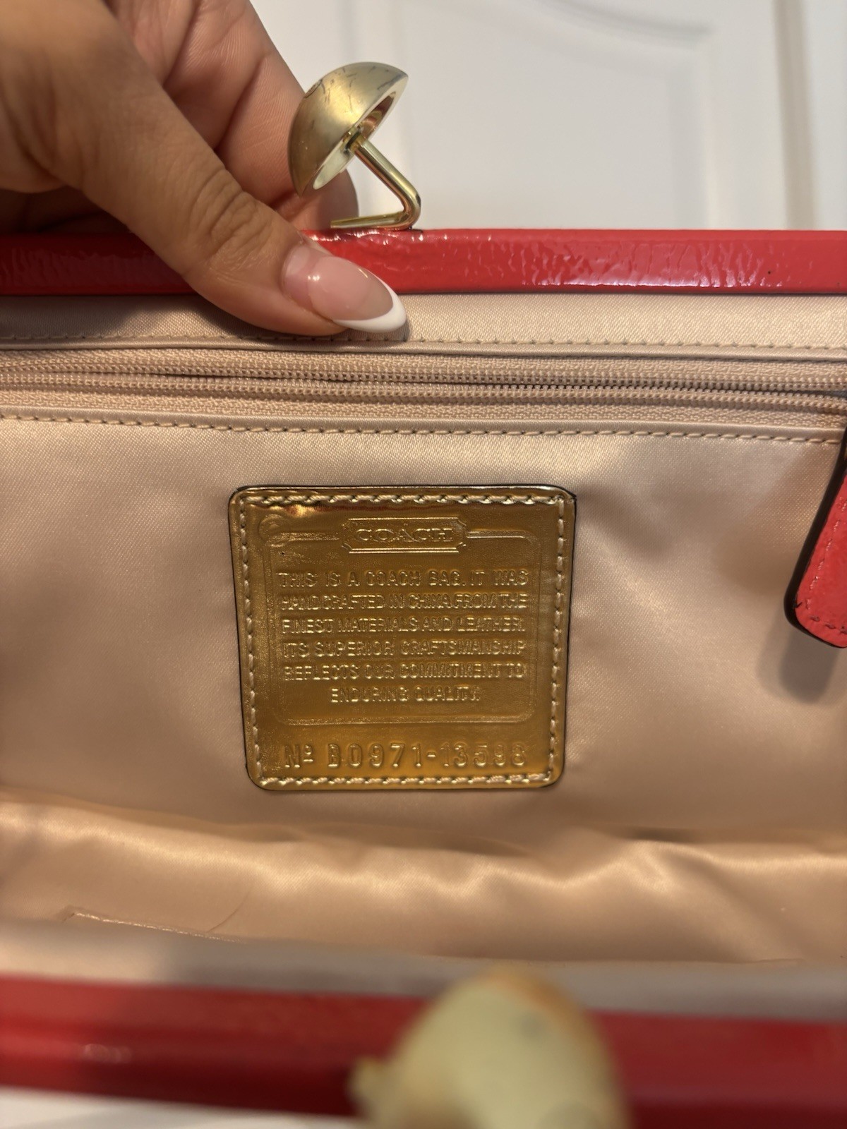 Coach 1941 Amanda Darcy Kiss lock Chain Clutch in Peach Pink🧡❤️🩷