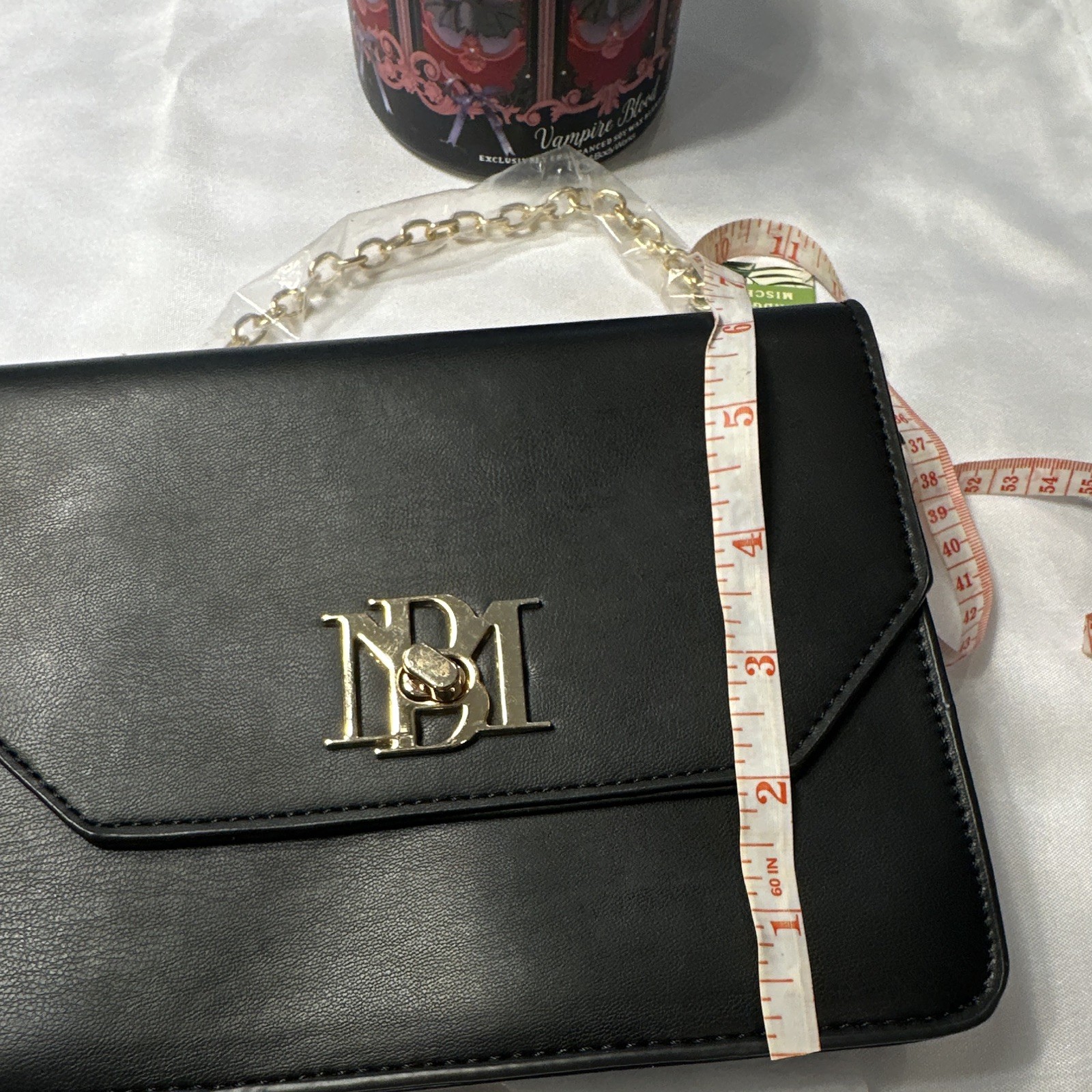 Badgley Mischka Black Small Crossbody Bag, Pearl & Gold Chain Strap Magnetic