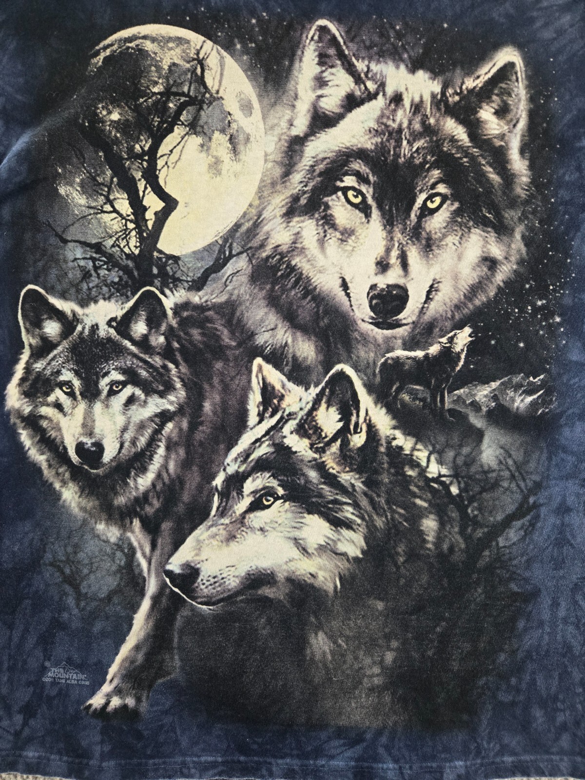 The Mountain Wolf Moon Shirt Mens Large Blue Y2K Big Graphic Tee