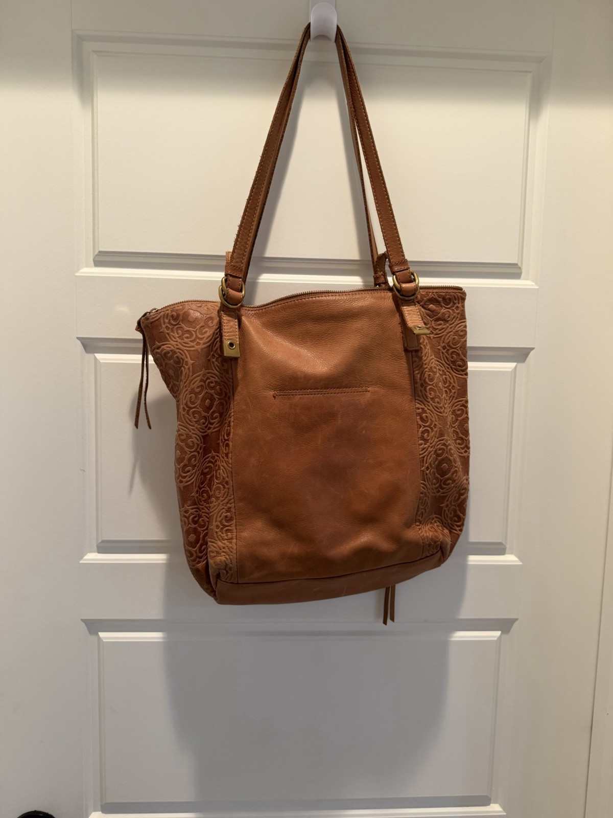 The Sak Brown Embossed Floral Tote Bag Zip Top Purple Lining Pockets Tassel