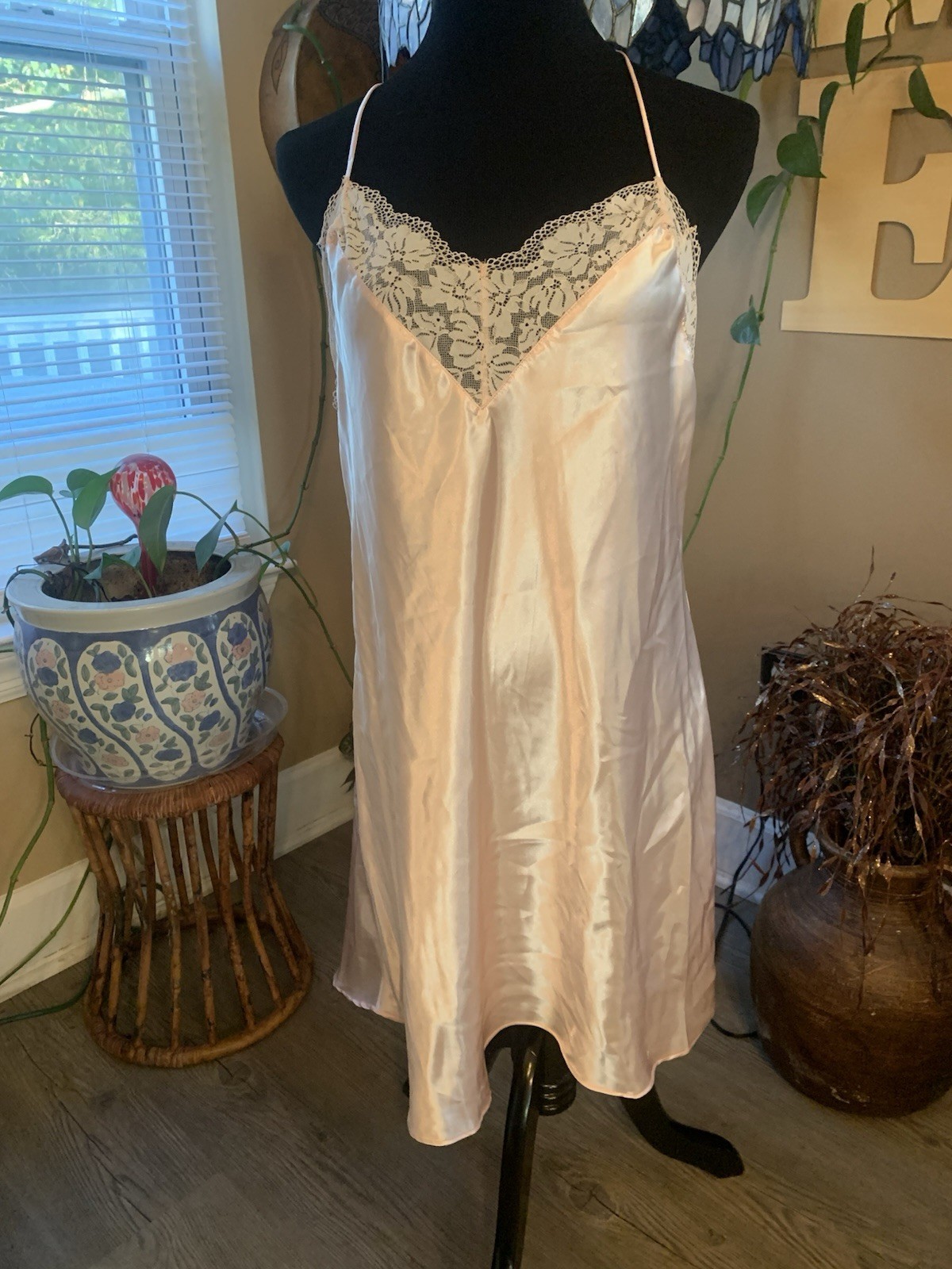 Lilac & London Wet Look Shiny Pink Satin Chemise Nightie L Racer Back Lace Sexy!