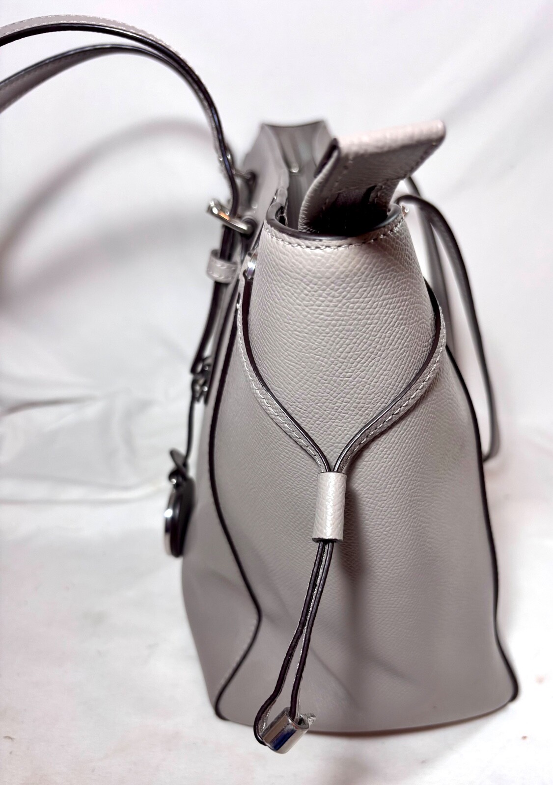 MICHAEL KORS LARGE XL DRAWSTRING ZIP TOTE LAPTOP MK GRAY LEATHE TRAVEL