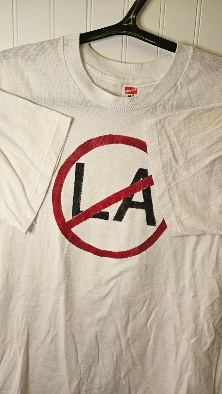 Men’s vintage Hanes White Short Sleeve Tee with hand painted LA Graphic