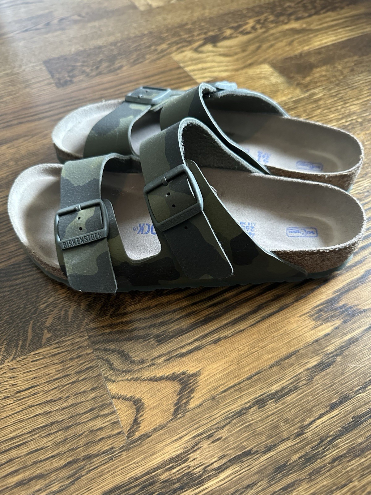 Birkenstock Arizona Sandals Womens 41 US 10 Green Camo Soft Footbed Slide