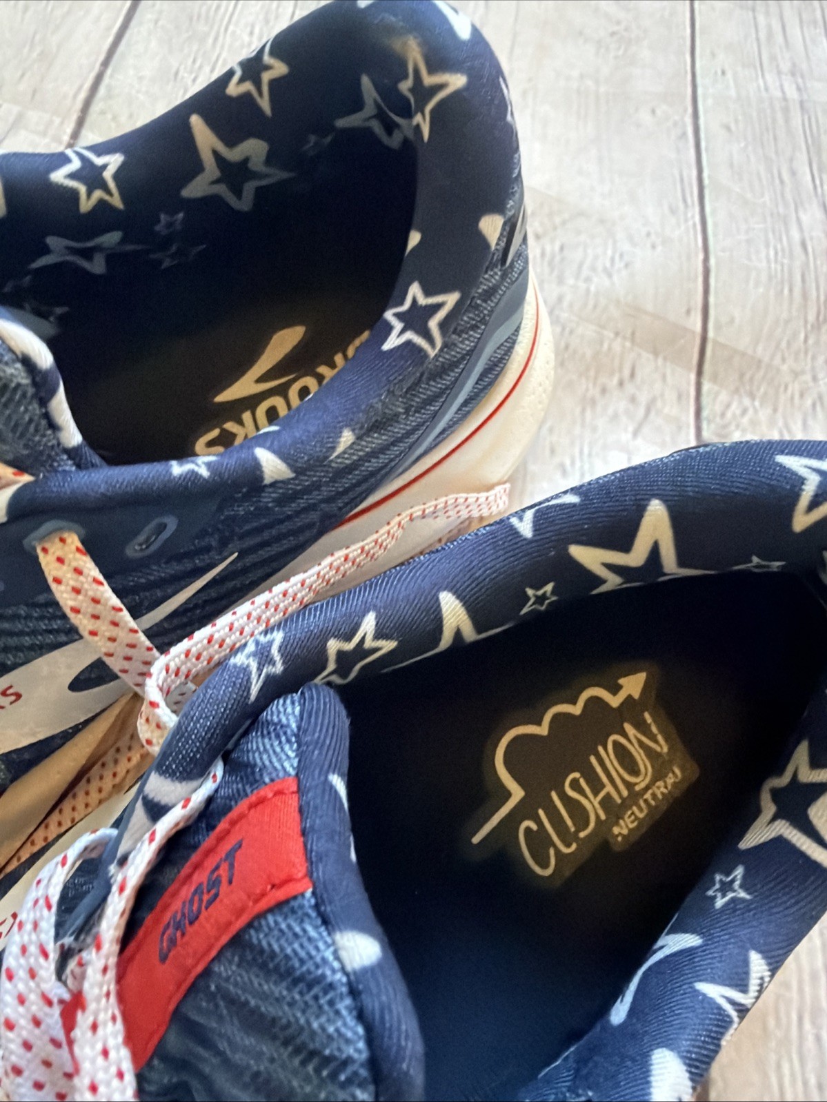 Brooks Ghost 15 USA Independence Women Sz 8 Stars Stripes Red White Blue