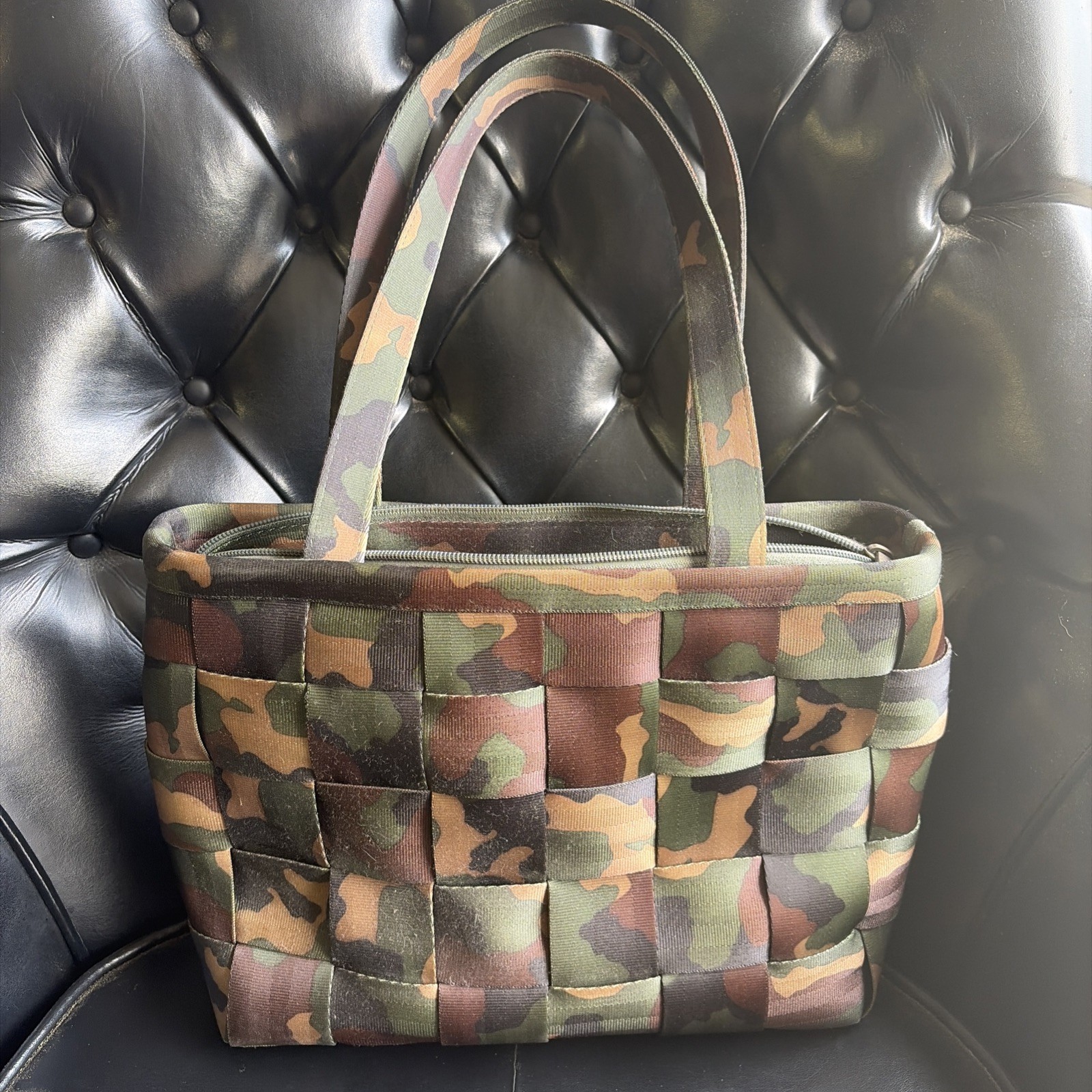 Harvey’s Seatbelt Bag Purse Camouflage Camo Design Tote Shoulder – Large