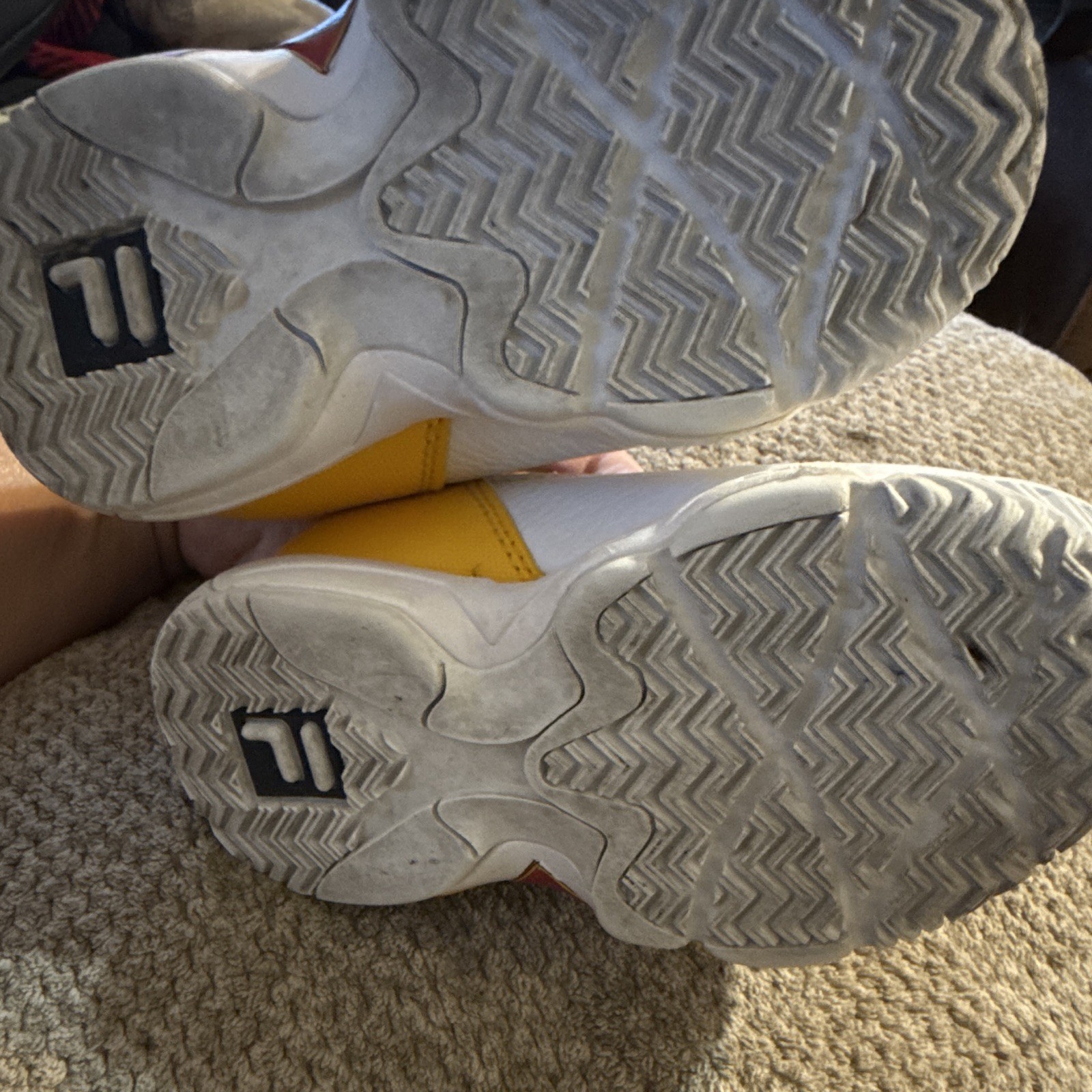 FILA Toddler Athletic Sneakers White/Yellow/Red/Black size 8