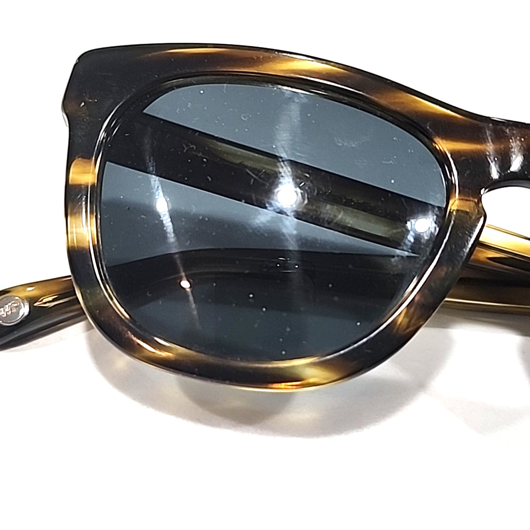 Warby Parker Cliff 241 Brown Gray Oval Sunglasses 52-21-145 One Scratched Lens