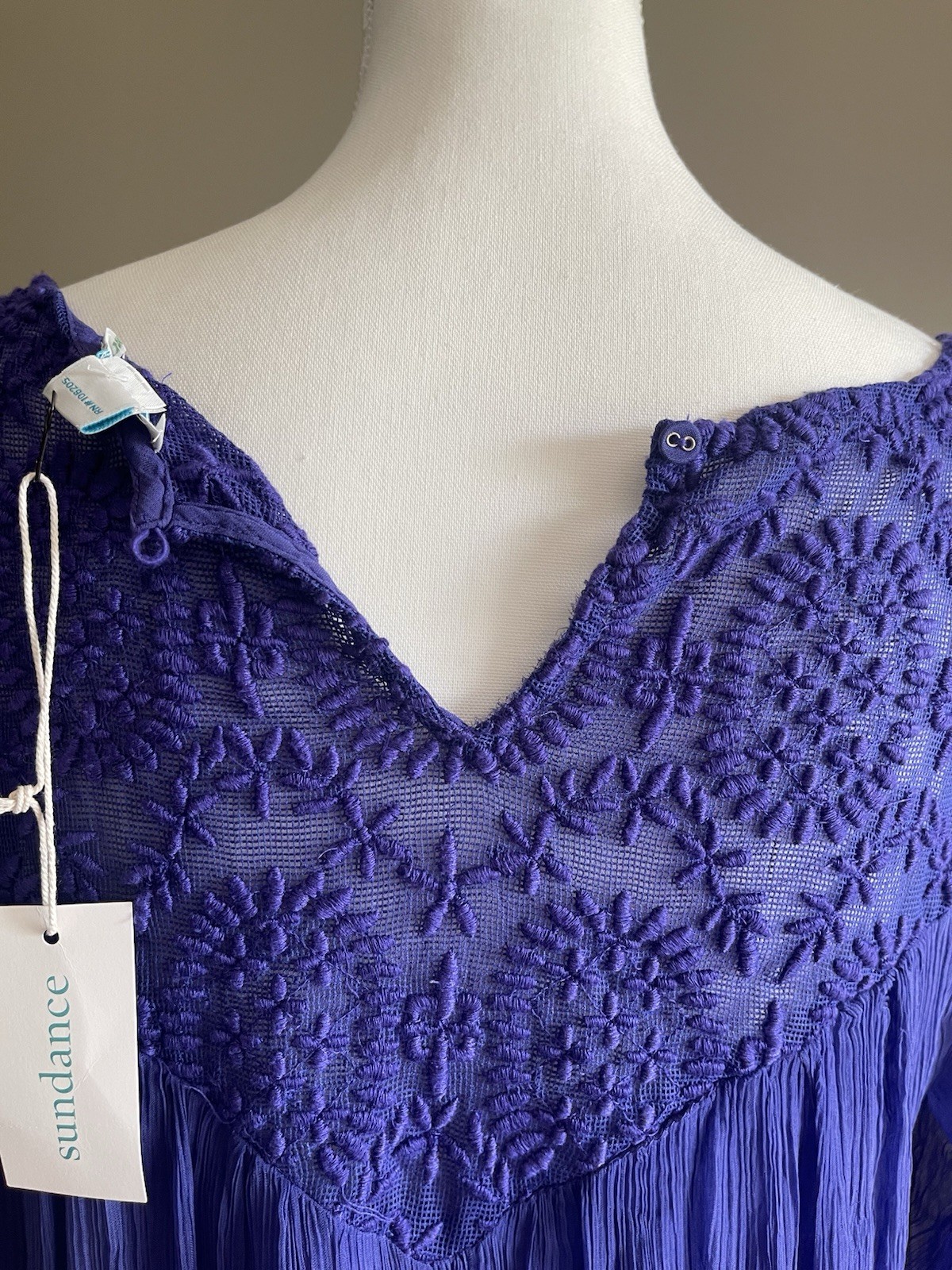 Sundance Woman’s Embroidered Long Ruffle Purple NWT Chiffon Maxi Dress Medium