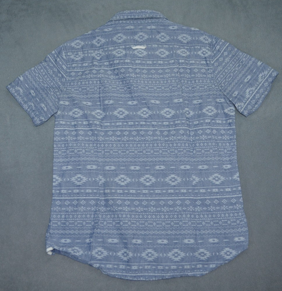 7 Diamonds Shirt Mens Medium Button Up Light Blue Aztec Sun Trails Cotton