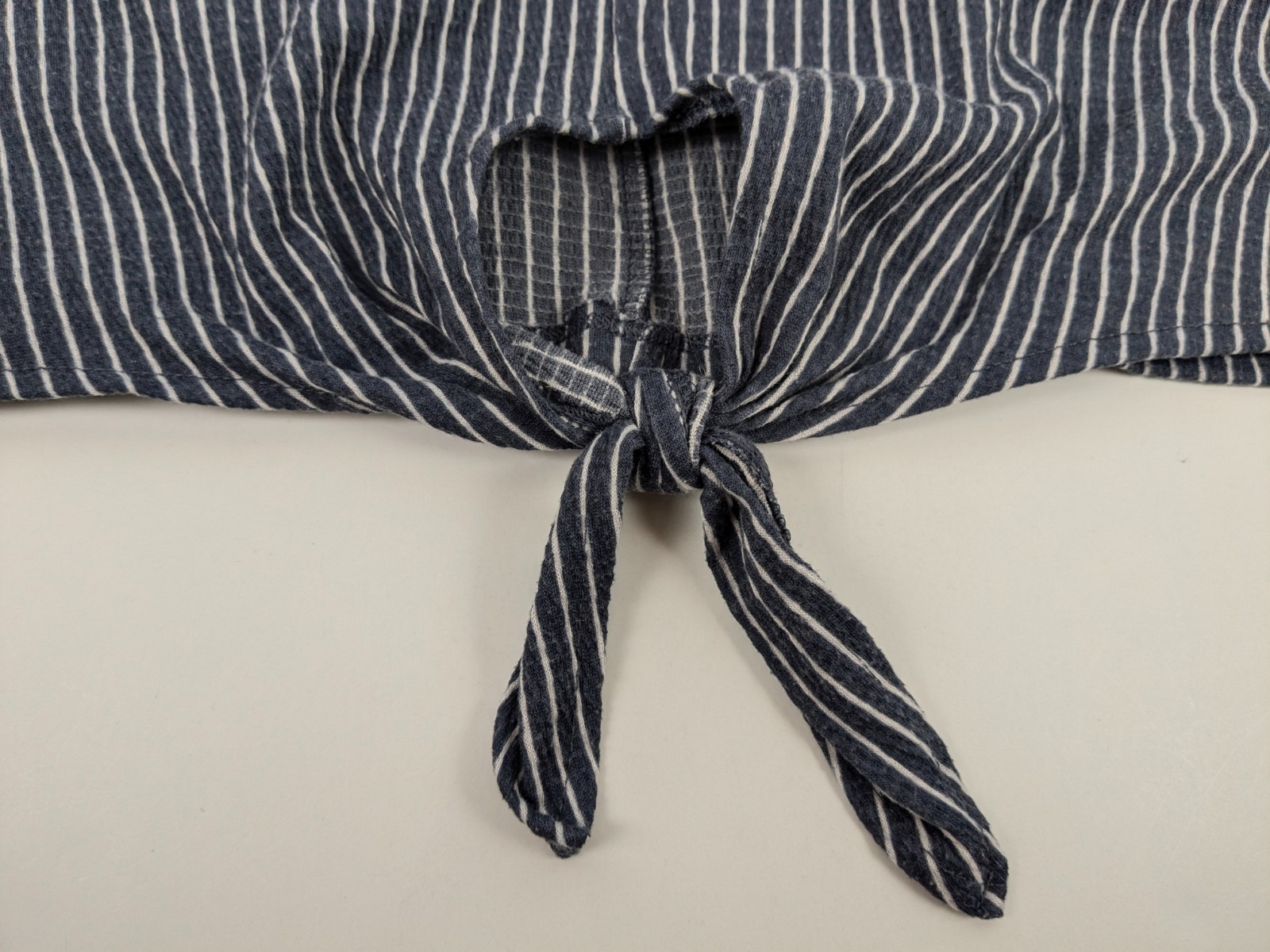 Terra & Sky Dolman Sleeve Blouse 4X (28W/30W) Gray White Stripe Twist Tie V Neck