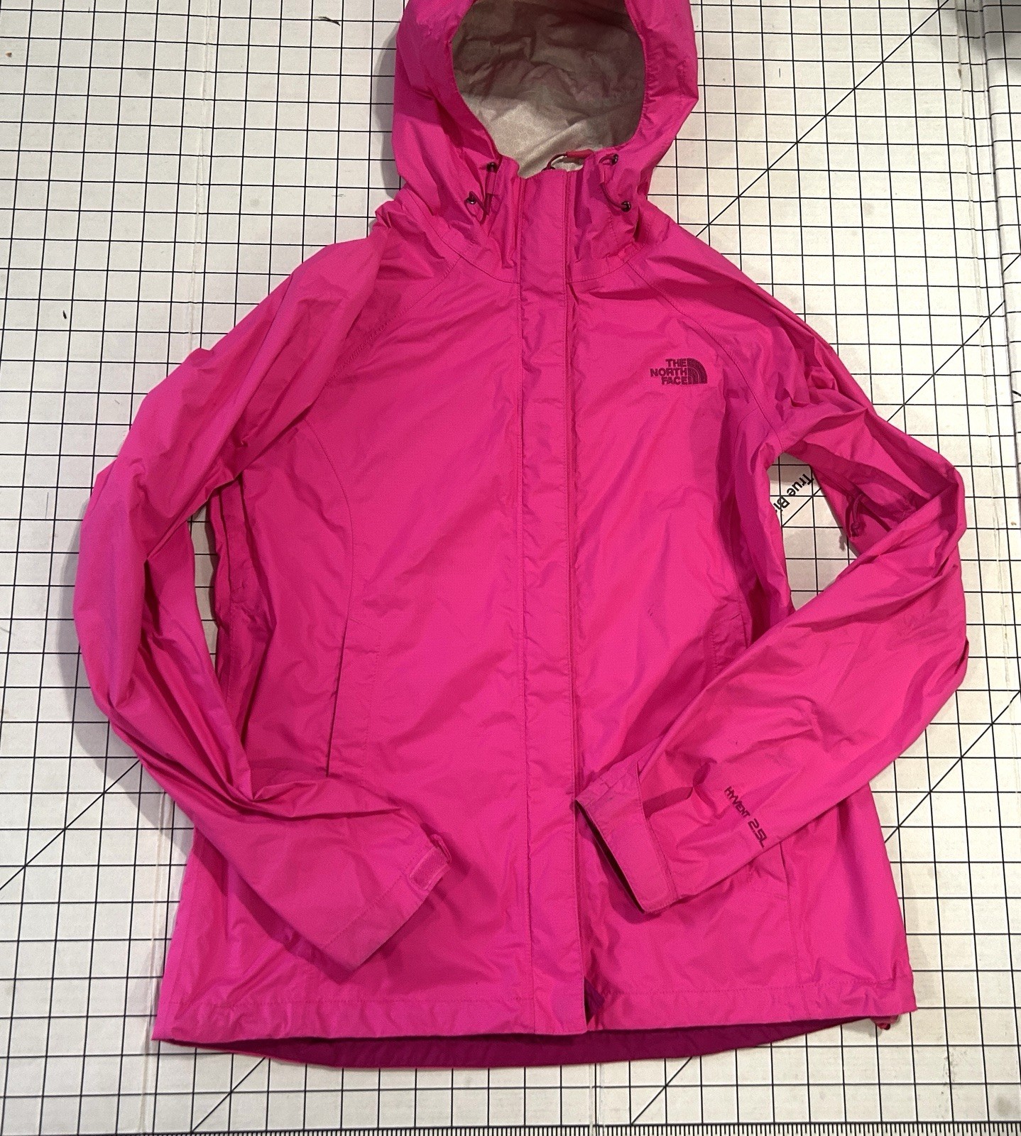 The North Face Jacket Womens Medium Pink HyVent 2.5L Hooded Rain Coat Waterproof