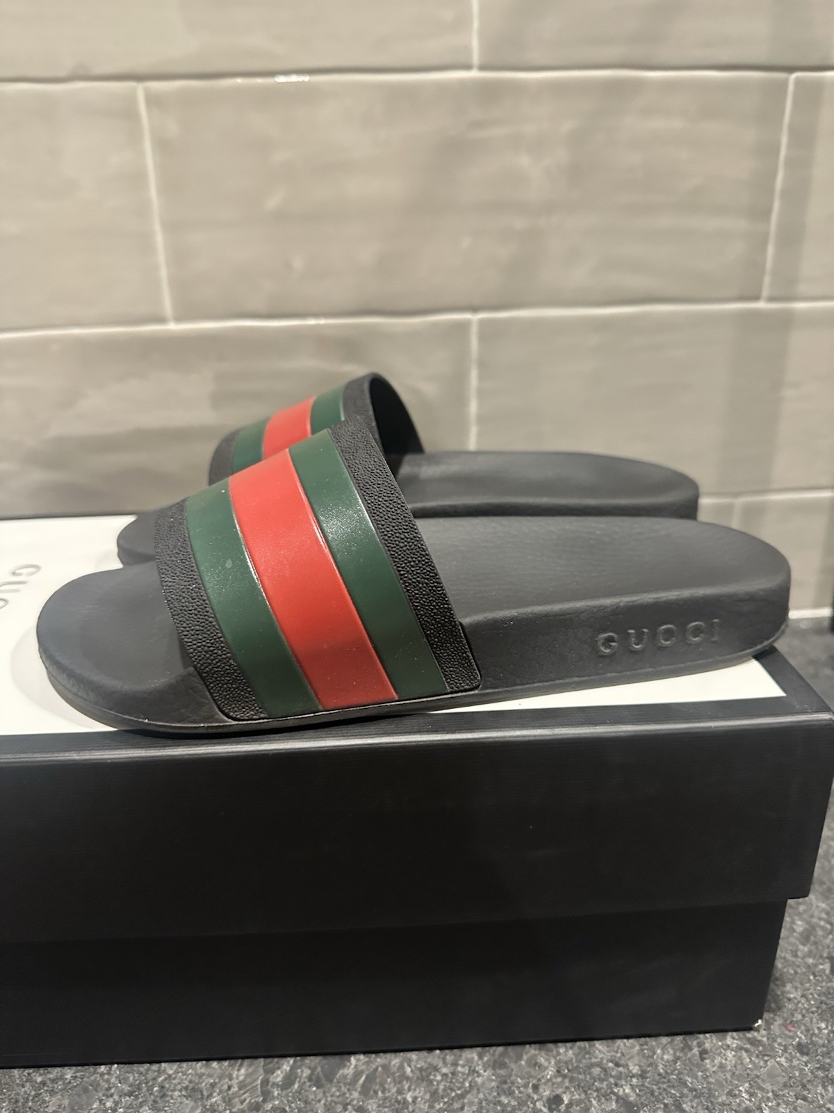 Gucci Men’s Web Stripe Rubber Slides US 5.5