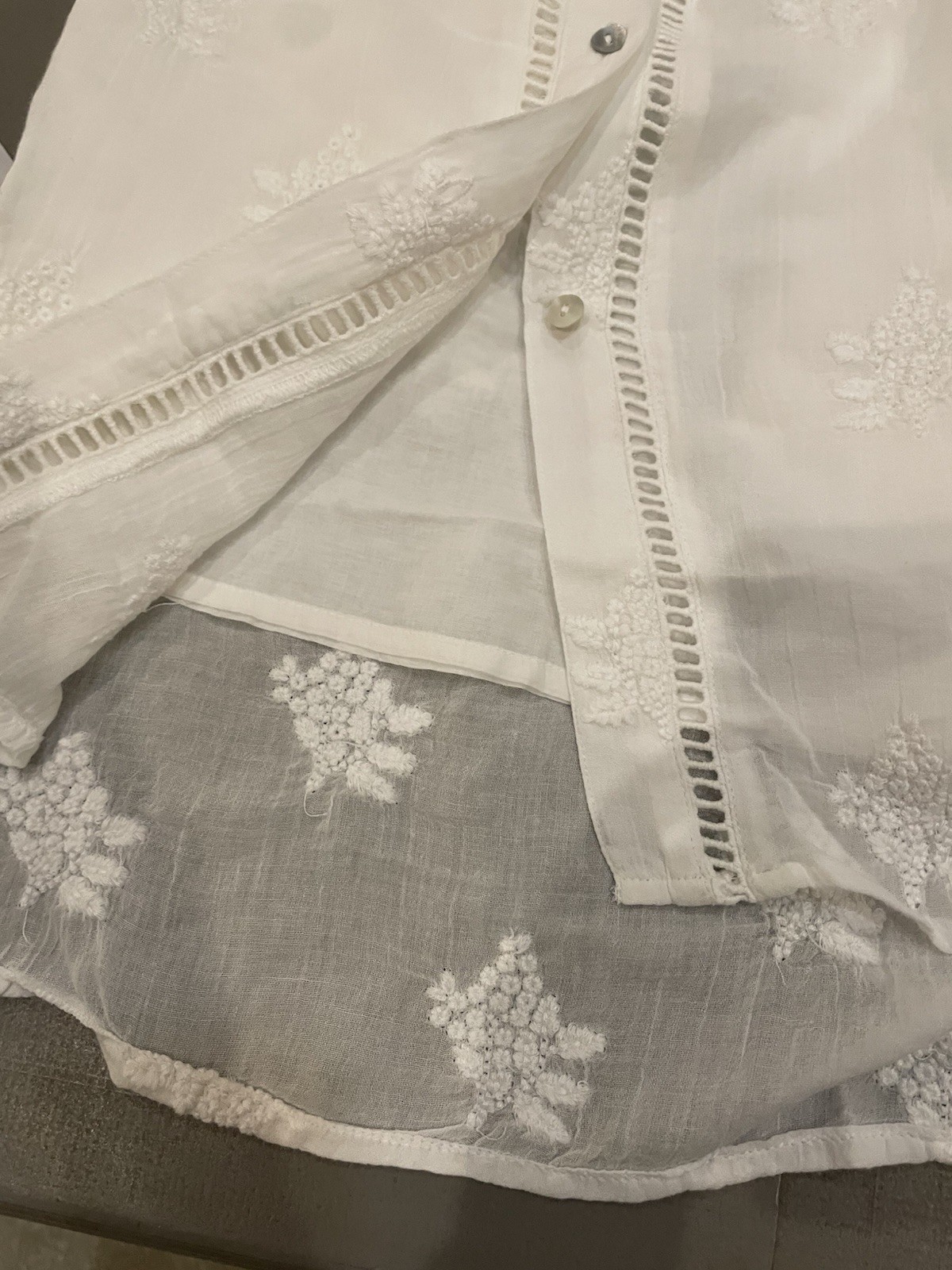 NEW! SUNDANCE LIVING CATALOG Cloverfield Embroidered TUNIC Shirt Top White M