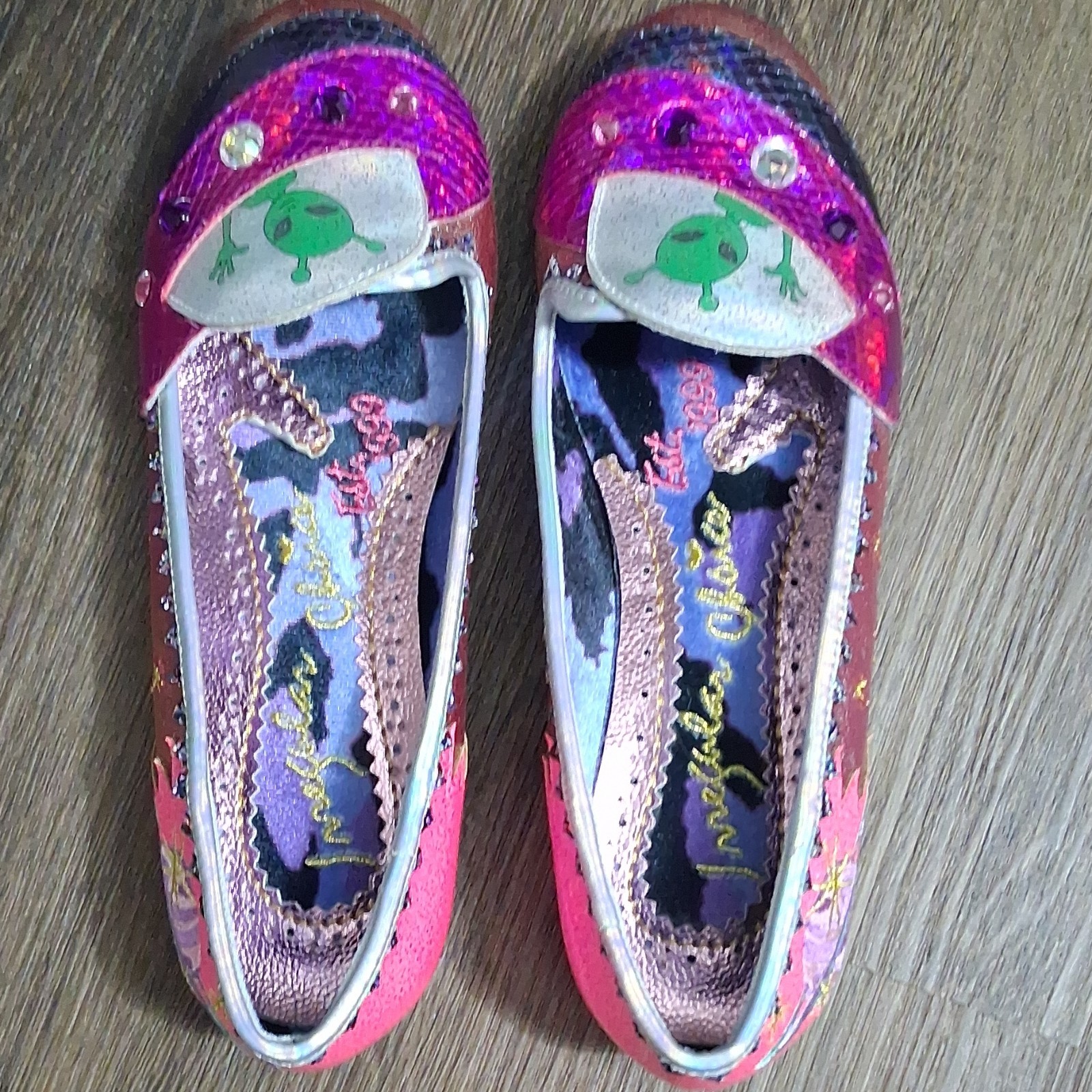Irregular Choice“We Come In Peace Pouch with matching shoes (flats)
