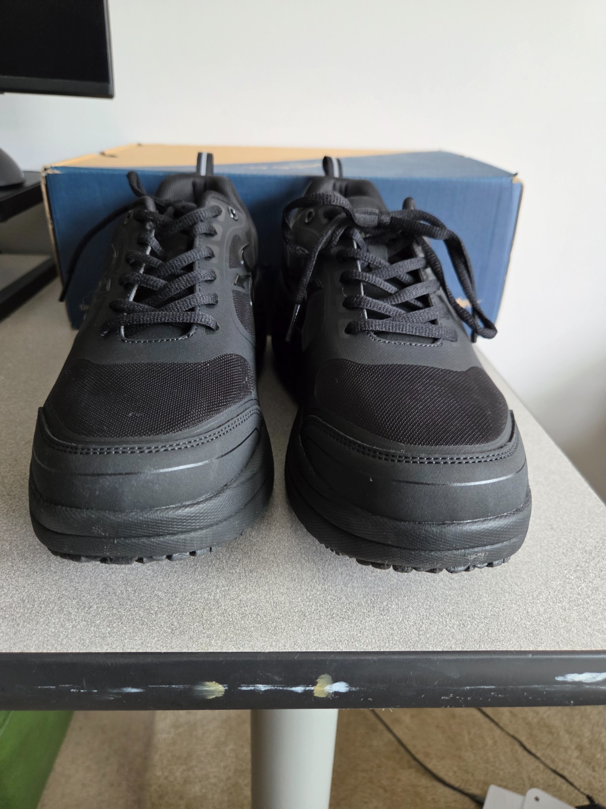 Gdefy Gravity Defyer ION Slip Resistant