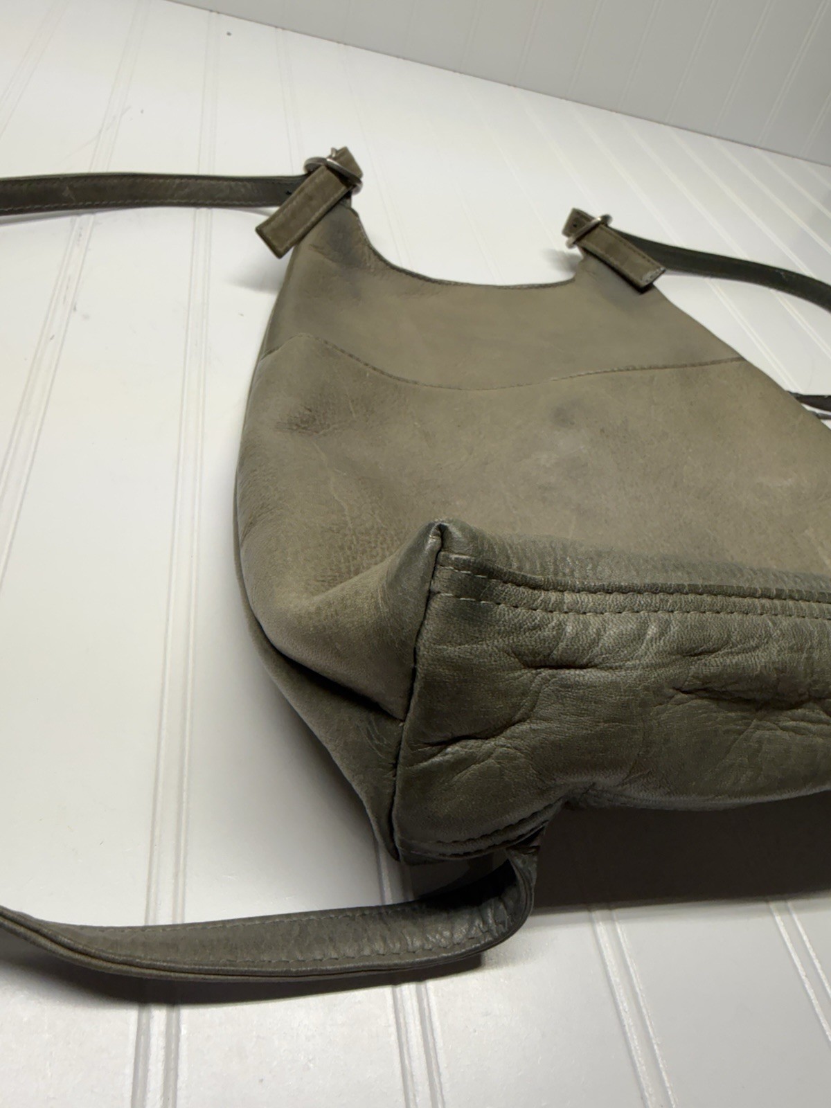 Le Donne Leather Collection Slim Sling Backpack Gray Olive Vaquetta Top Grain