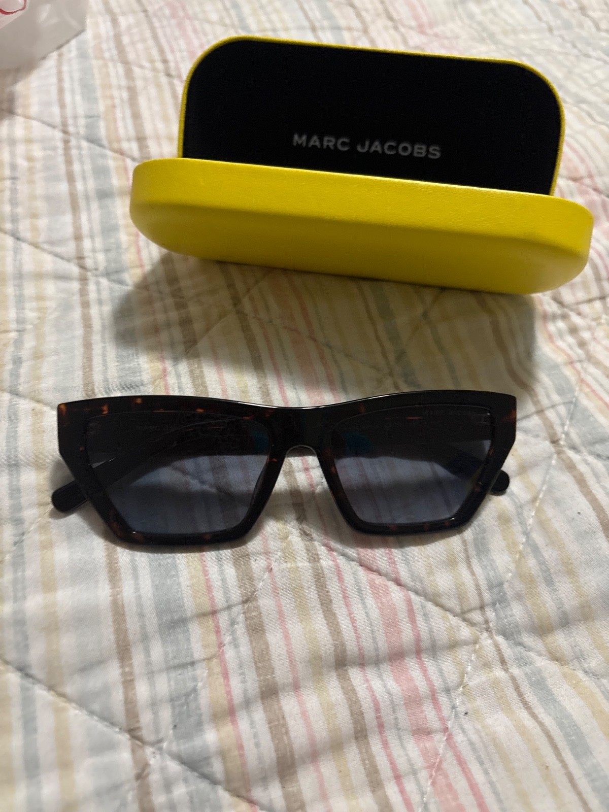 Marc Jacobs Marc 657/S 086/08 turtle print with blue beautiful lens