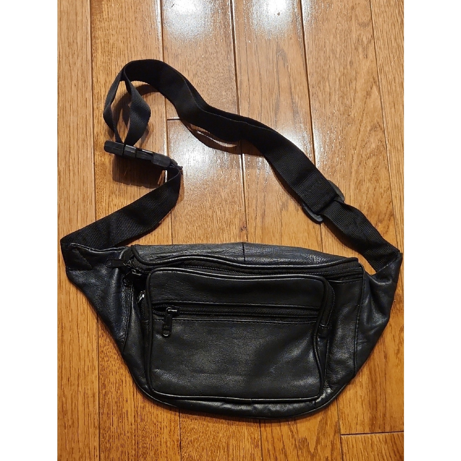 Black Leather Waist Bag – Classic Men’s Fanny Pack P-004
