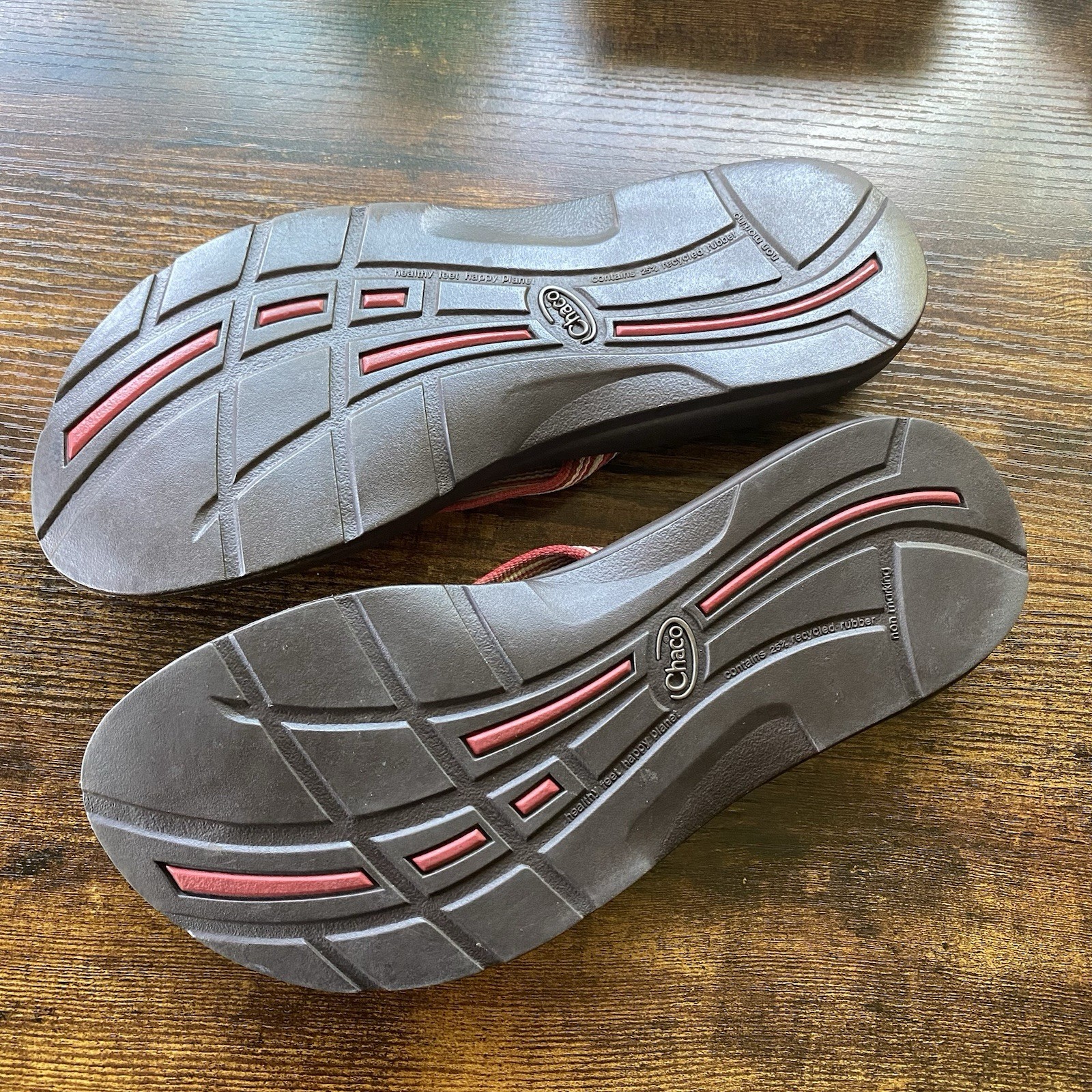 Chaco EcoTread flip flops with a multi-colored strap. Size W8 Women’s 8 Red