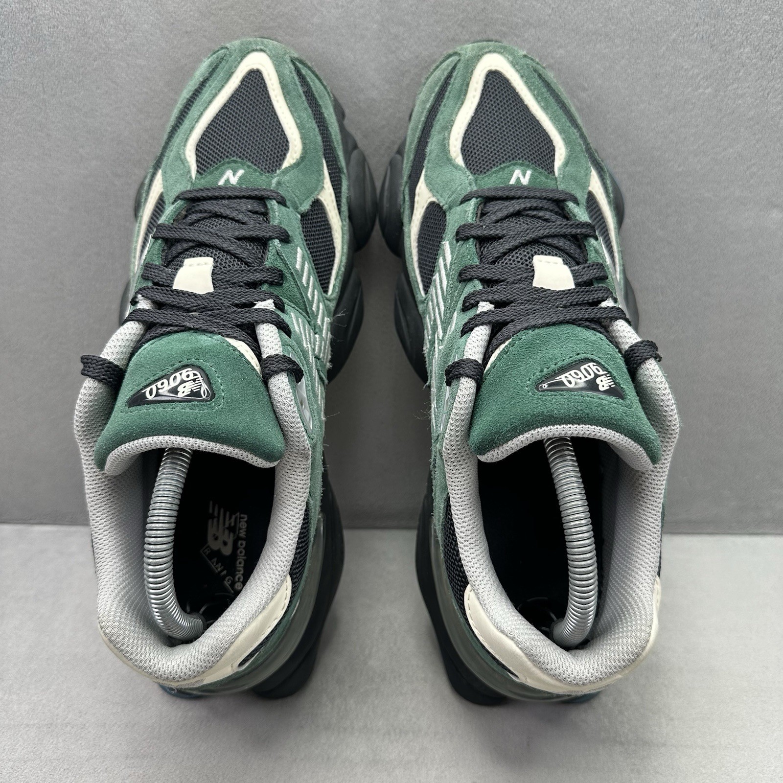 New Balance 9060 Mens Size 9 (D) Shoes Team Forest Green Casual Sneaker 2023