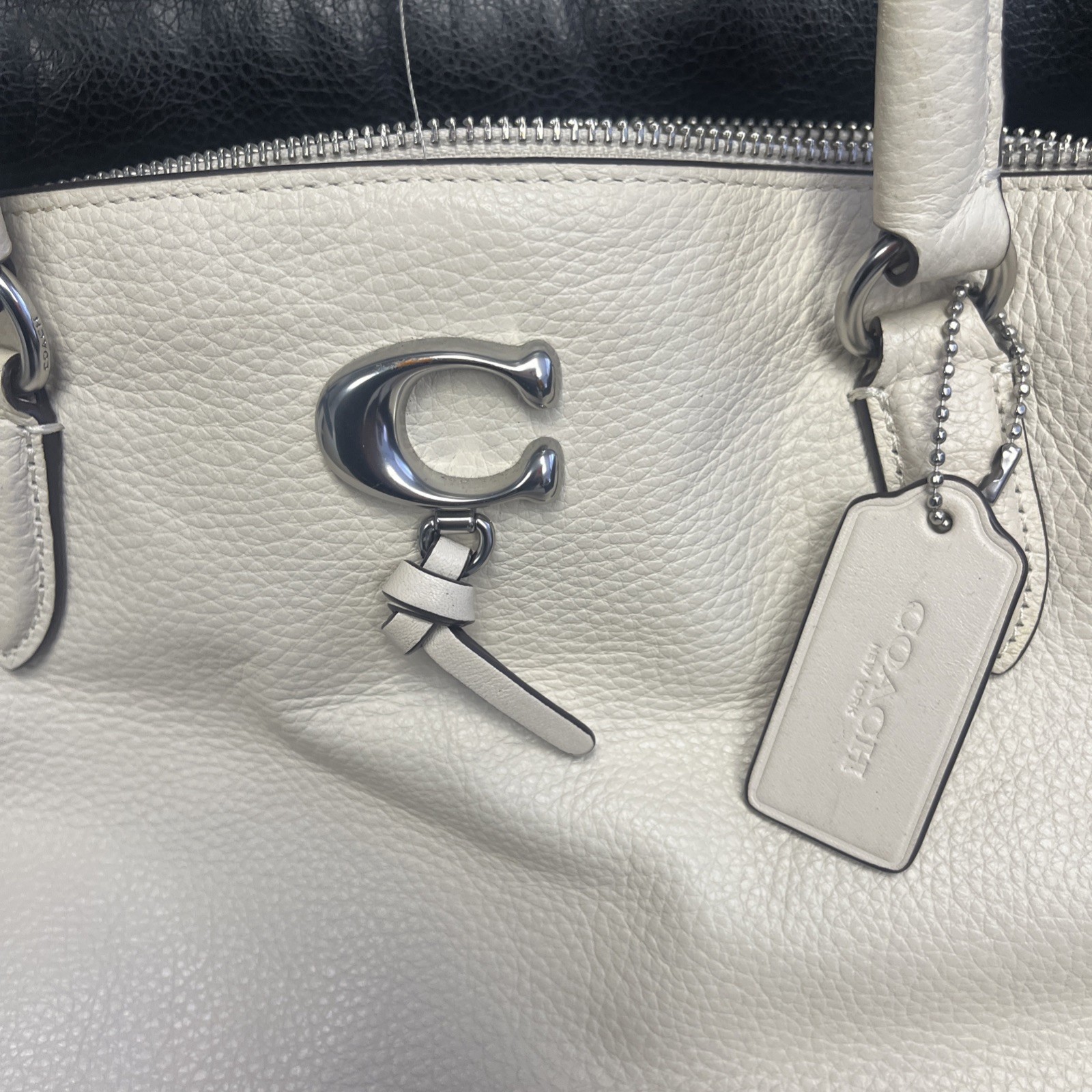 Coach Cream Pebbled Leather Bag with Crossbody Strap and Gold Hardware 9”7”5”