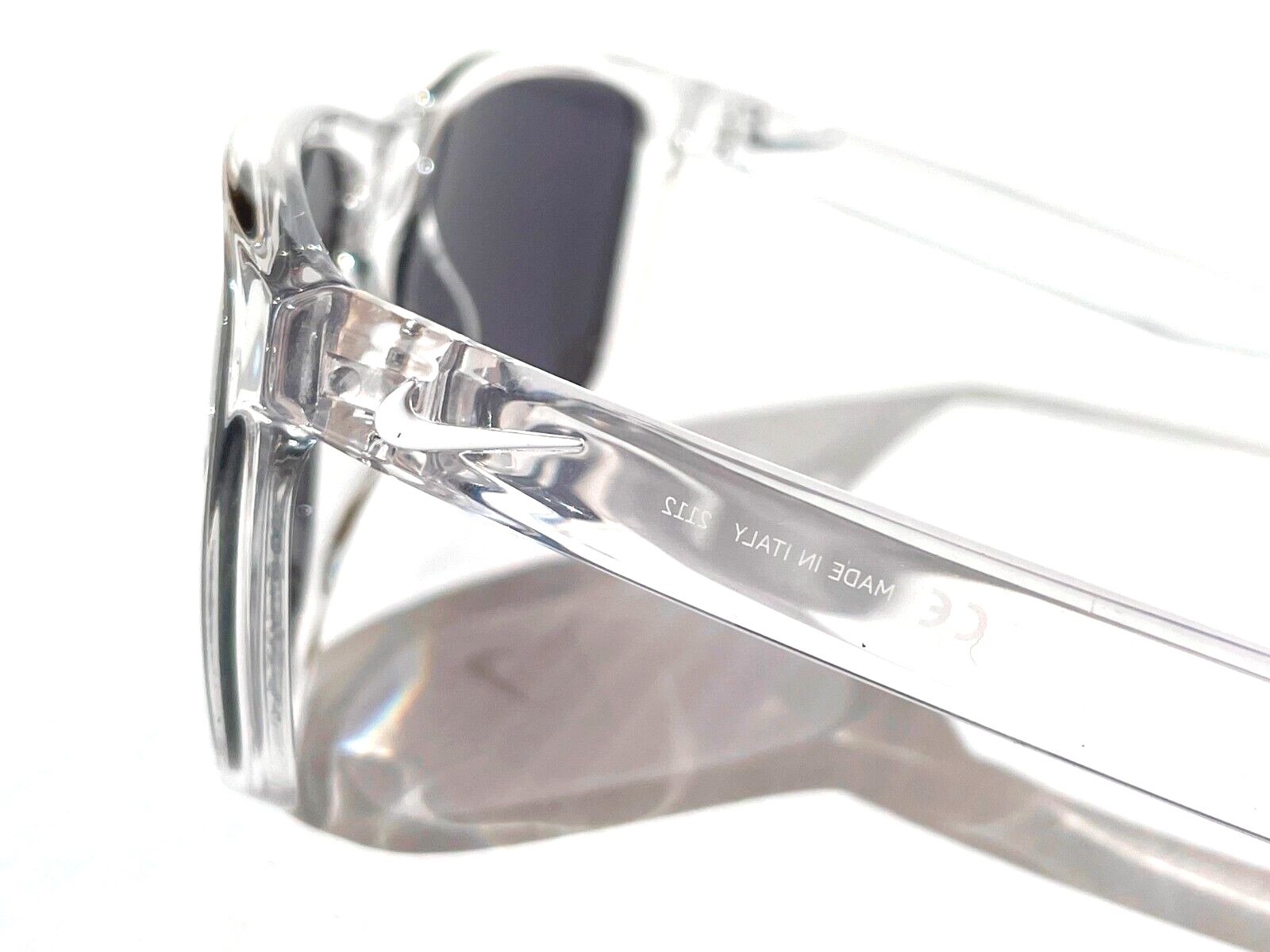 NEW NIKE ESSENTIAL ENDEAVOR Shiny Clear Frame Grey Lens Sunglass EV1122 913