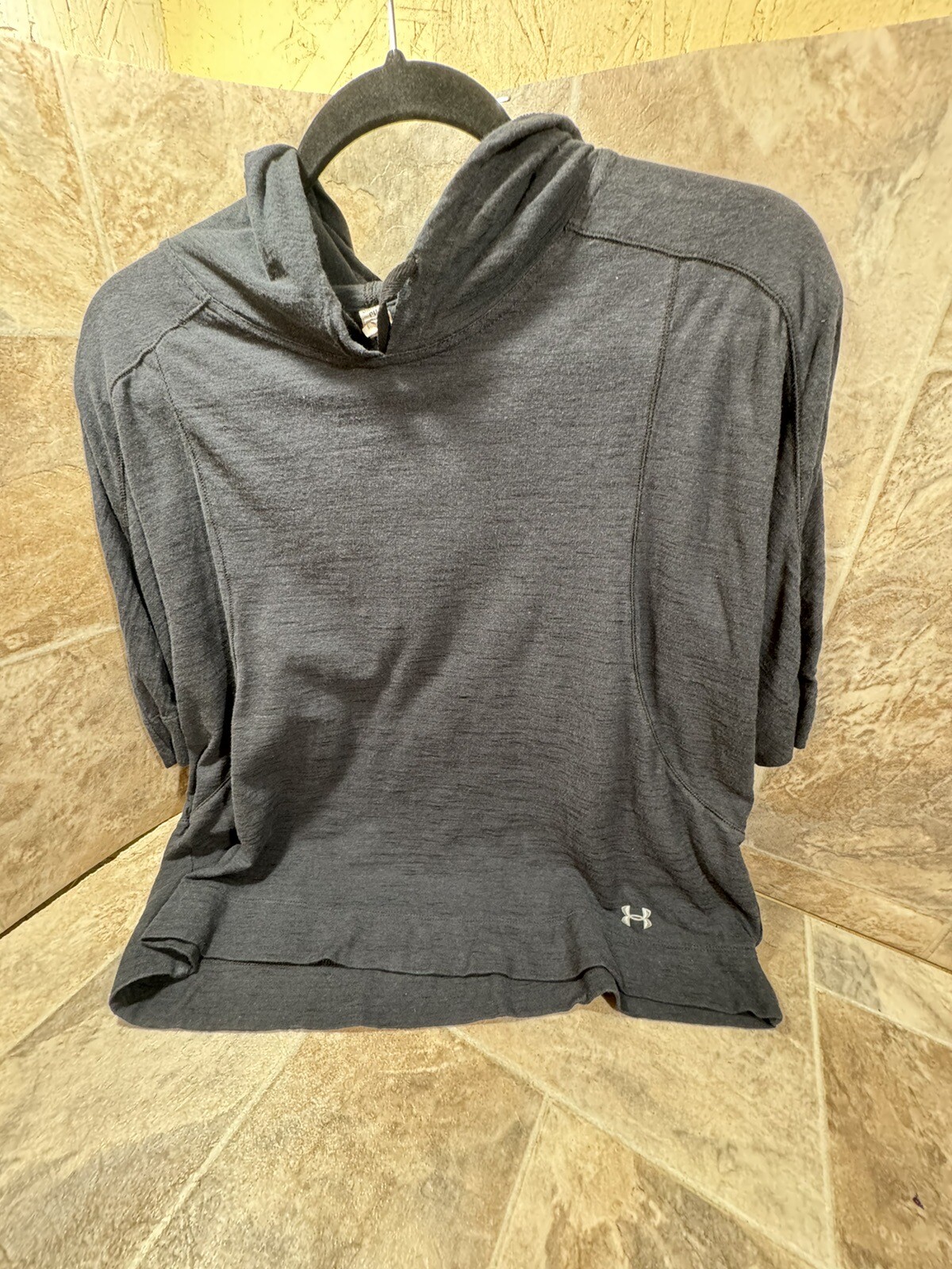 Under Armour Pullover 3/4 Sleeve,Oversized S/P/CH,Lightweight Shirt W/Hoodie,use