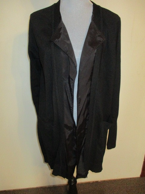 KaufmanFranco FAB! Woven Mixed Media Pocket Thumbholes Open Cardigan in Black L