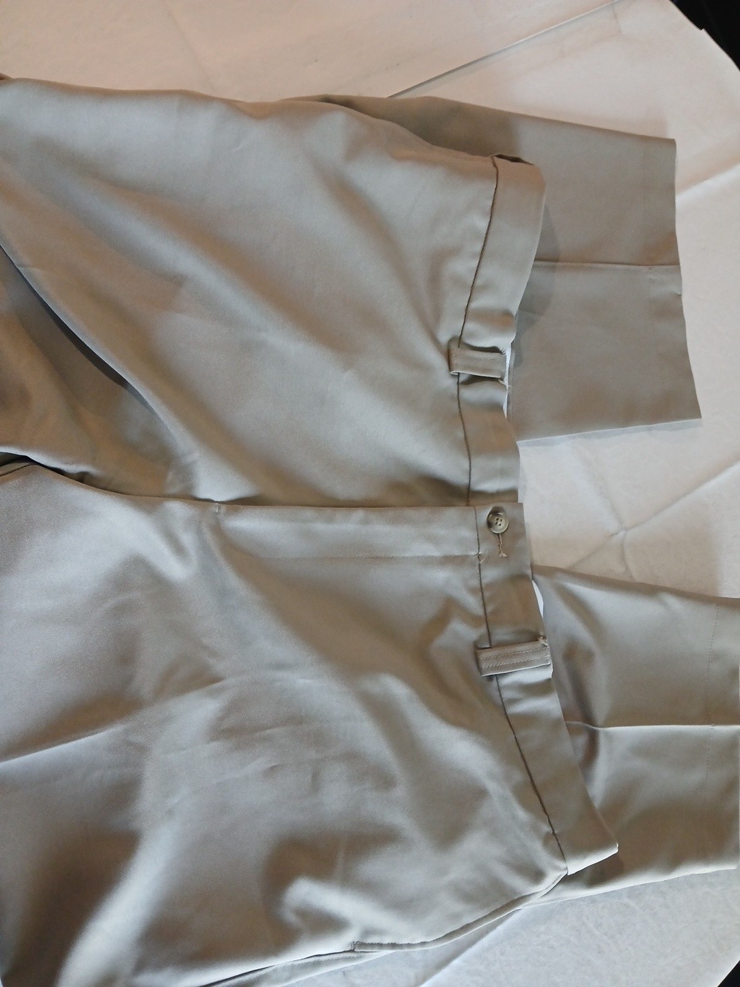 OAK HILL BEIGE STRAIGHT LEG CHINO MEN’S PANTS IN SIZE 48X30