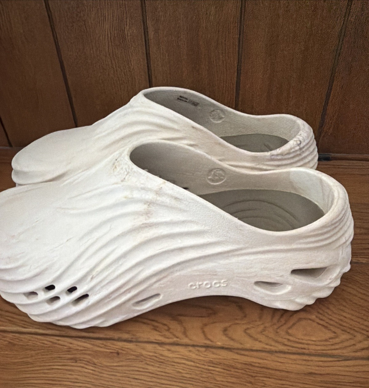 Crocs Echo Watercolor Marble Bone Tan Wave LiteRide Footbed Ultra Comfort W9 M7