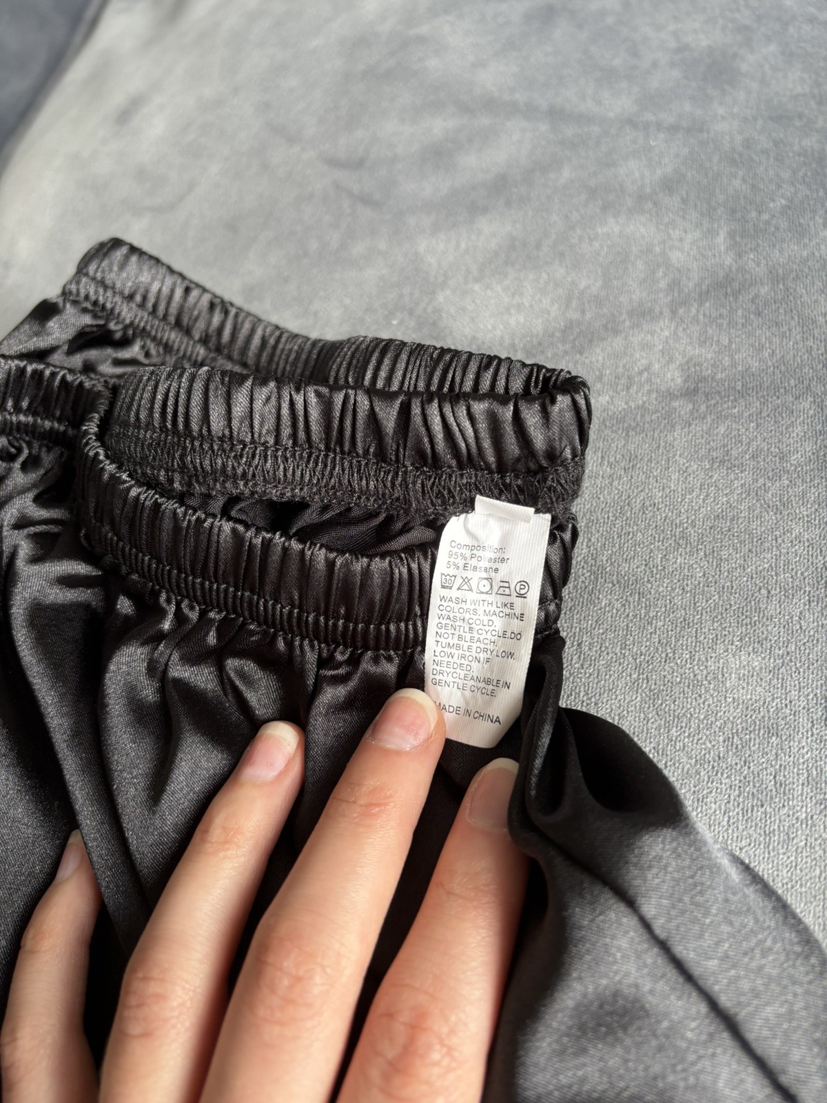 Black And White Satin-like Pyjamas – Brand New – Size XXL