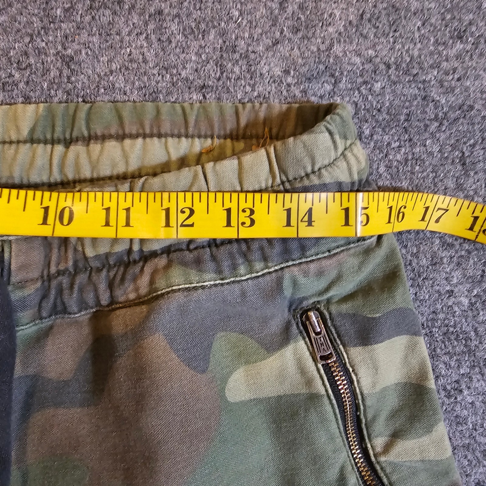 TNA Pants Womens 6 Green Camo Joggers Zipper Pockets Sweatpants Casual Atheltic