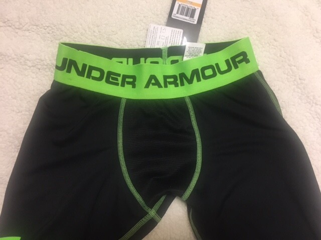 Under Armour Combine Training Compression 3/4 Leggings Black Hyper Green NWT – S