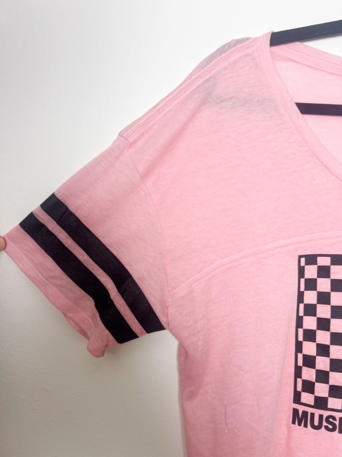 MTV Pink Checkerboard Logo Graphic V-Neck Varsity Tee XL 15/17 | Y2K Inspired