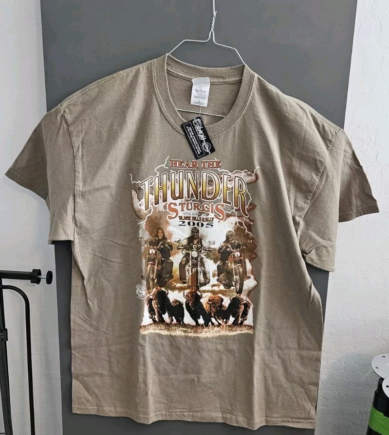Sturgis 2005 Black Hills Rally T-Shirt 65th Annual Eagle Hear The Thunder NWT XL