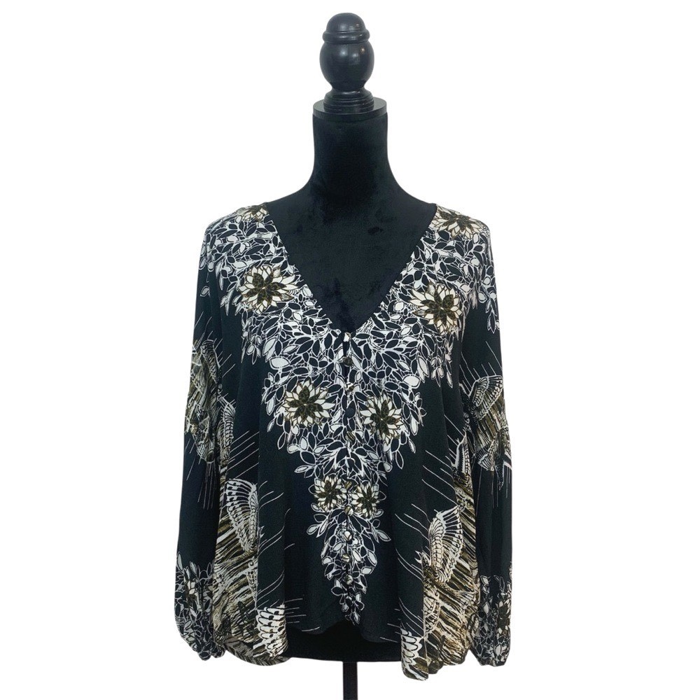 Free People Birds of a Feather Dark Floral White V-Neck Woman XS Bohemian Top