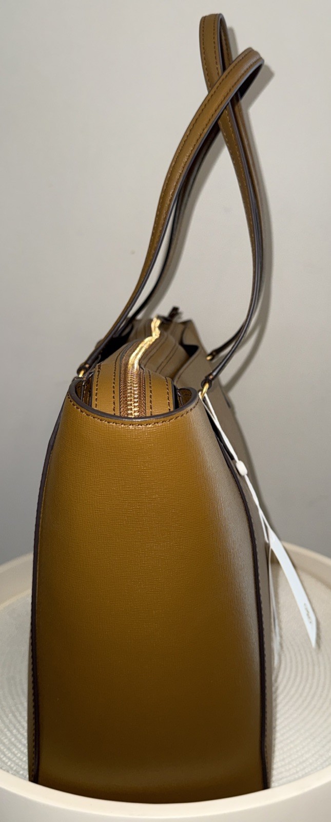 Tory Burch Robinson Tote Pebbled Leather In Bistro Brown – 143240