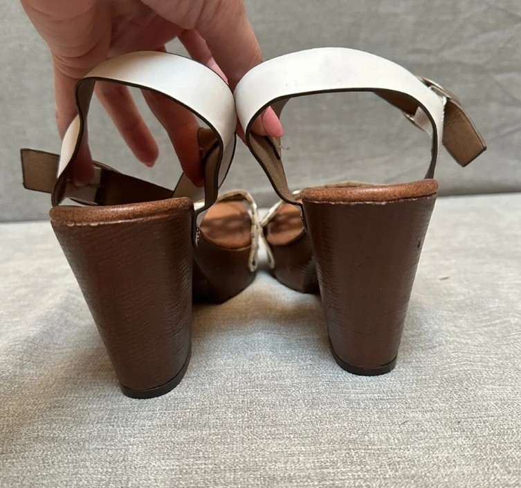 Nature Breeze White & Brown Sandals Sz 8 + *20% OFF if you buy 4 items I sell!*