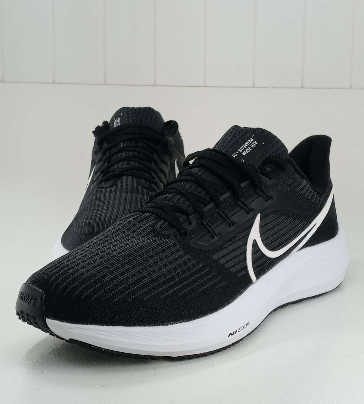 Nike Air Zoom Pegasus 39 Men Black White Running Shoe Sneaker DH4071-001 Sz 10.5