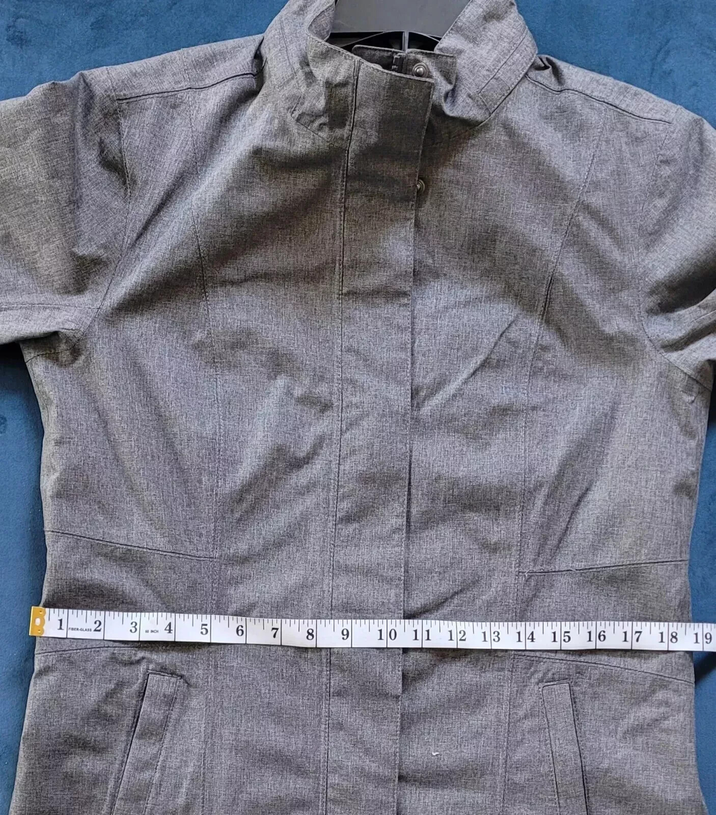 Eddie Bauer Women’s Girl on the Go Trench Coat, Medium Size, New