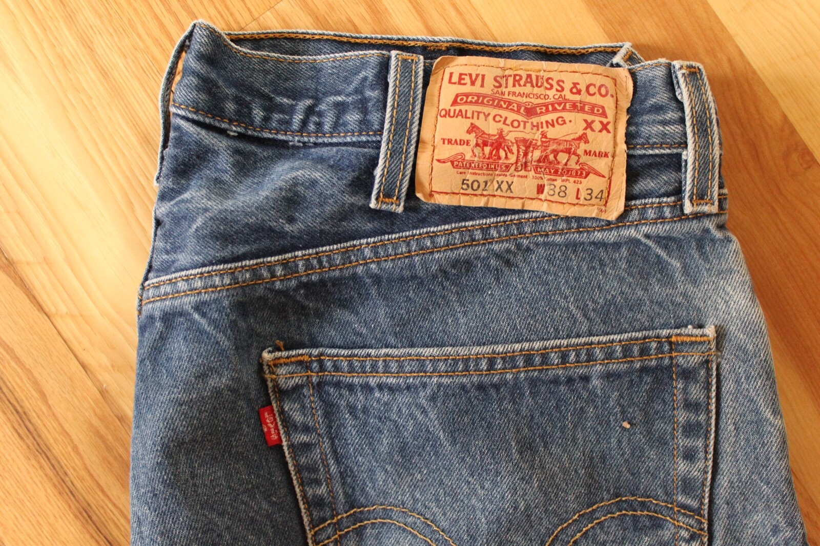 Levis 501XX Button Fly Perfect Faded Denim Jeans Pant Men’s 38 x 34 TD9-2Q