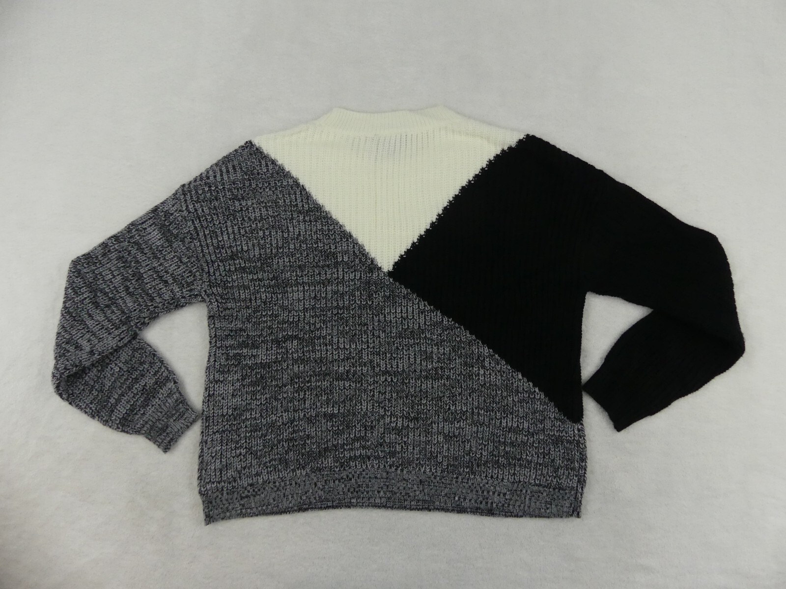 By & By Sweater Womens Large White Black Gray Knit Pullover Crew Neck