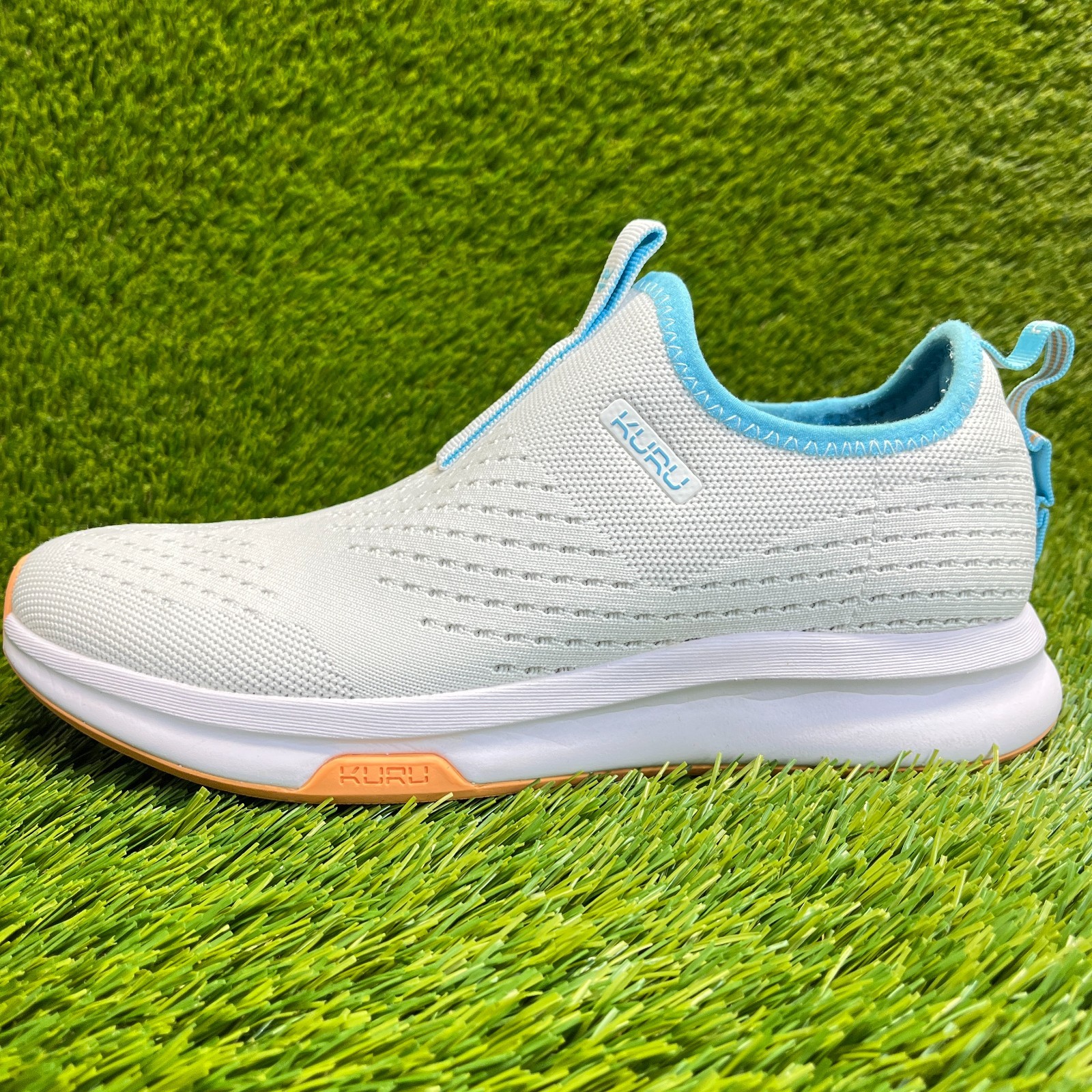 Kuru Atom Womens Size 9.5 White Blue Gum Athletic Walking Slip On Shoes Sneakers